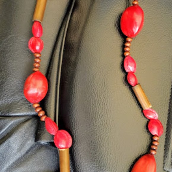 Vintage Boho Style Seed/Nut Necklace - Picture 4 of 4